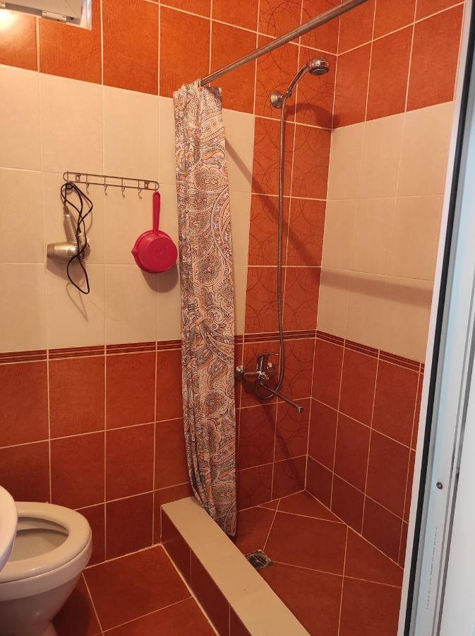 Гостевой Дом Лума Hotel Sukhumi Luaran gambar